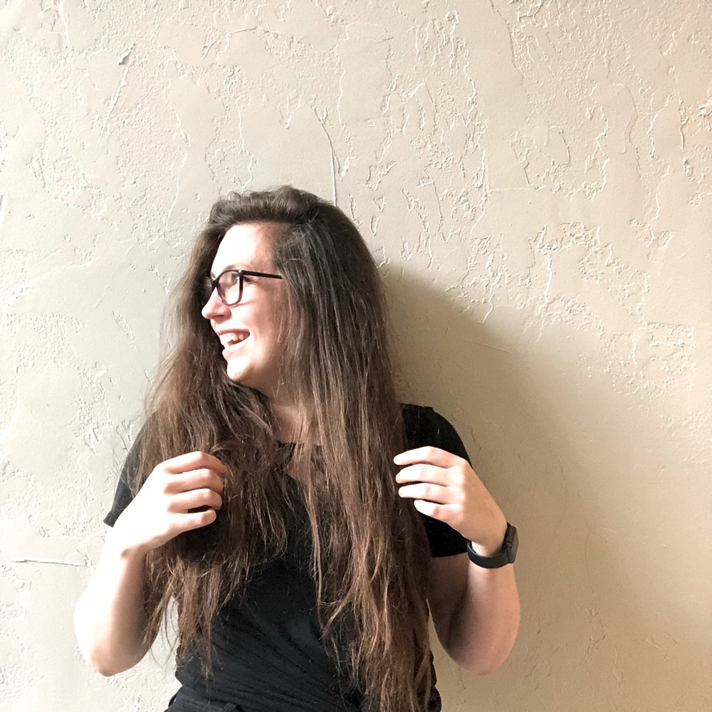 Meet your Posher, Becca